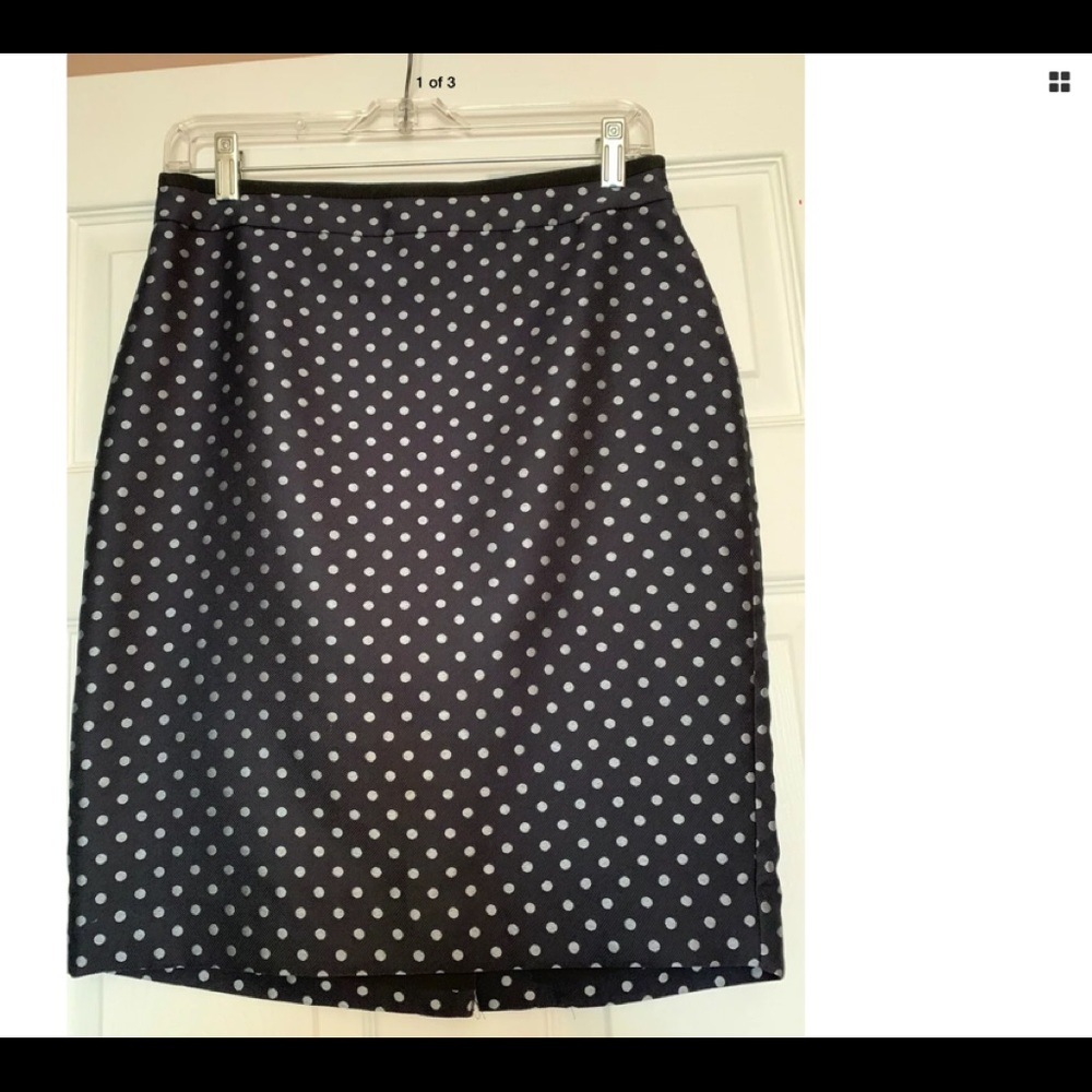 SOLD SOLD SOLD Ann Taylor Navy Pencil Skirt 6P